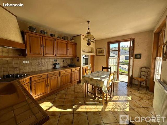 Maison vente à Besançon, Déservillers