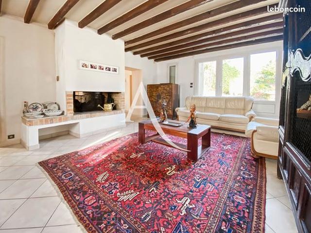 Maison vente à Avallon, Bois-d'arcy