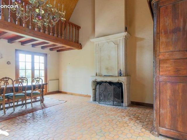 Maison vente à Saint-Germain-en-Laye, Maule
