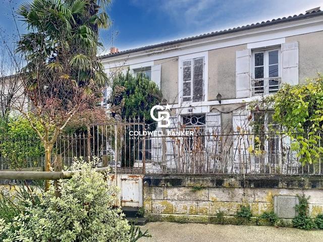 Maison vente à France métropolitaine, Saintes