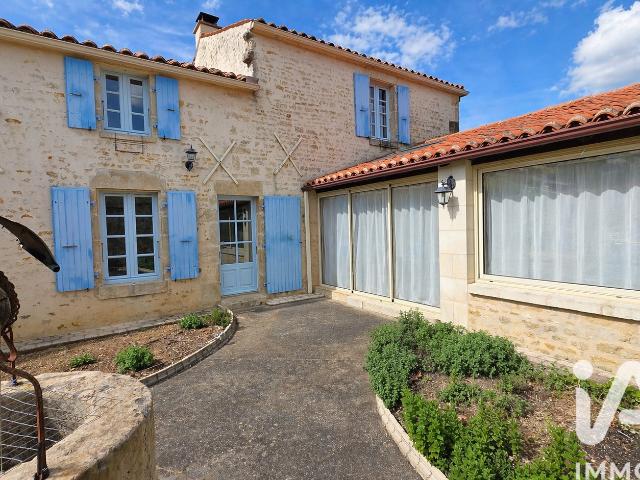 Maison vente à Le Bec, Saint-Hilaire-des-Loges