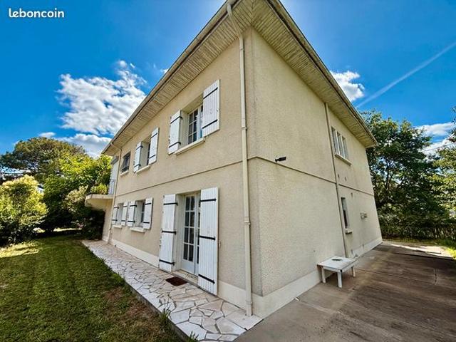 Maison vente à Bergerac, Port-sainte-foy-et-ponchapt