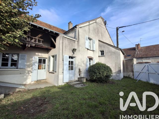 Maison vente à Le Champ de la Poste, Ousson-sur-Loire