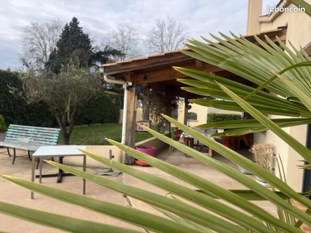 Maison vente à Montbrison, Civens