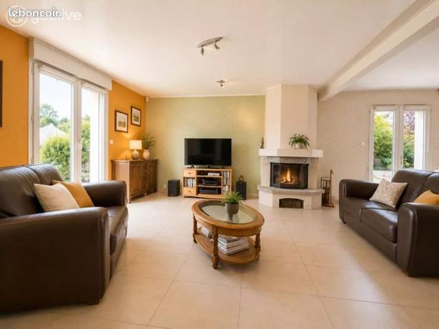Maison vente à Angers, Montreuil-juigné