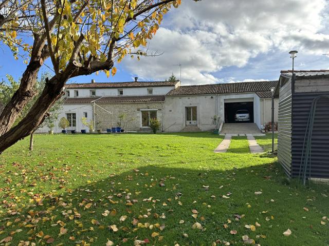 Maison vente à Rochefort, Saint-germain-de-marencennes