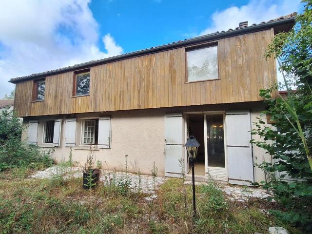 Maison vente à Nontron, Dordogne
