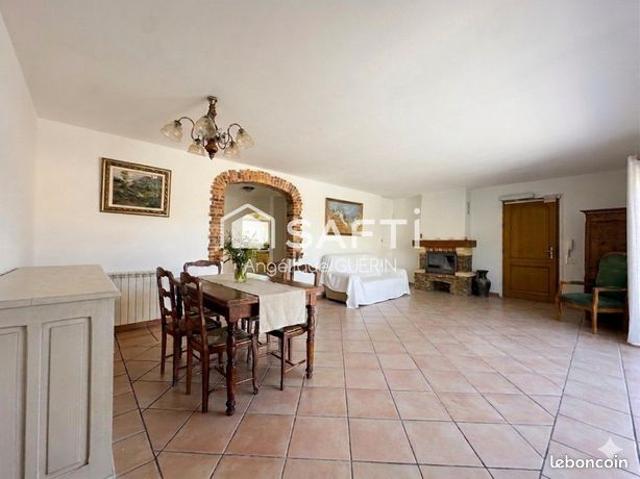 Maison vente à Arrondissement de Toulon, Hyères