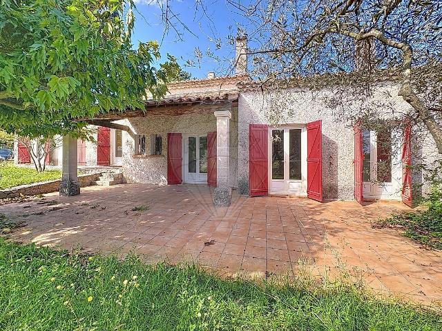 Maison vente à Nîmes, La Calmette