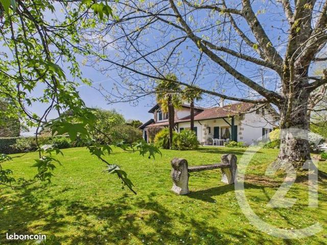 Maison vente à Tarbes, Occitanie
