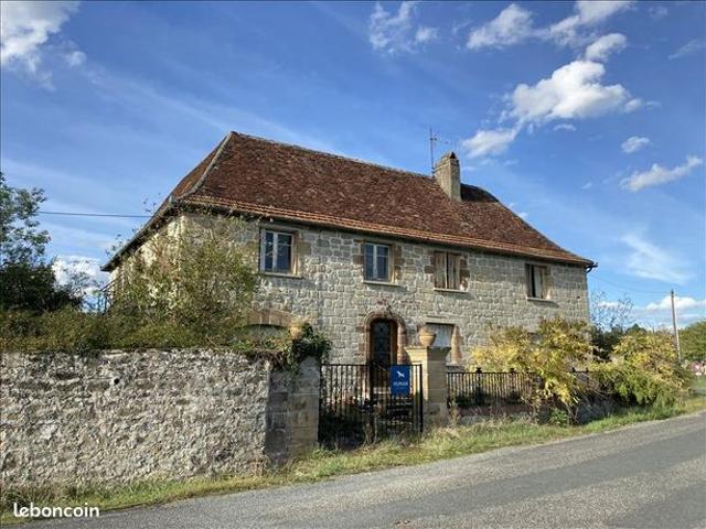 Maison vente à Marcillac-la-Croze, Corrèze