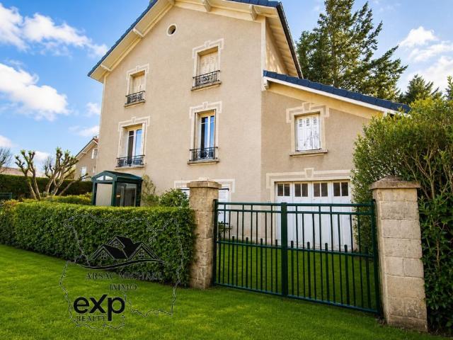Maison vente à Le Sarzier, Le Chambon-sur-Lignon