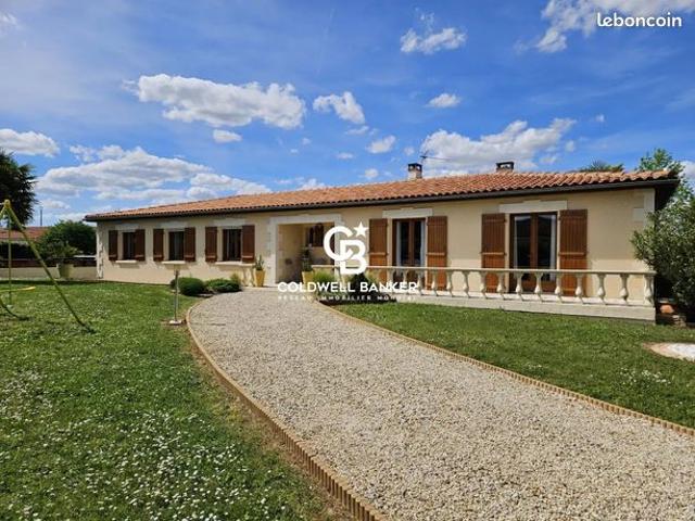 Maison vente à Saintes, Burie