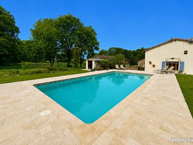 Maison vente à Confolens, Saint-coutant