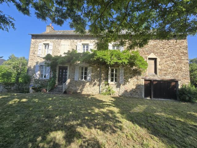 Maison vente à Villefranche-de-Rouergue, Pradinas