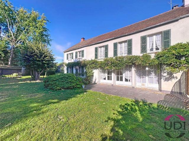 Maison vente à Évry, Champcueil
