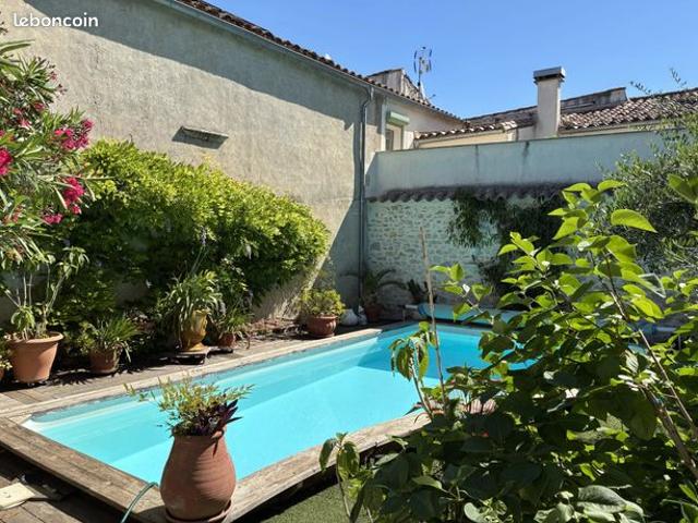 Maison vente à Nîmes, Cannes-et-clairan