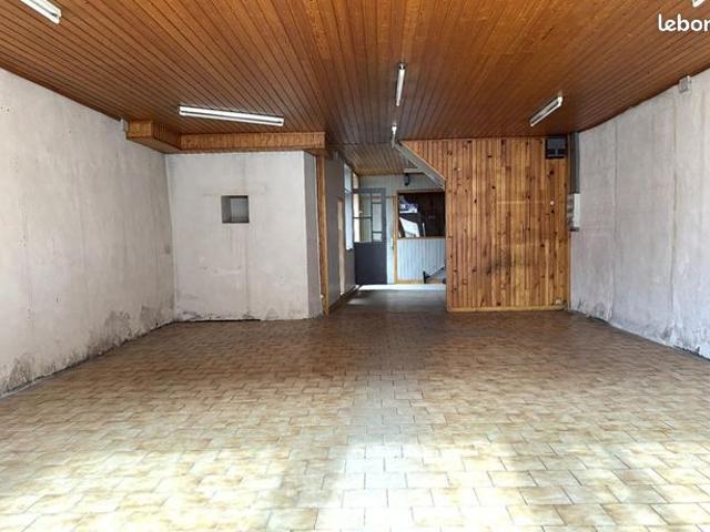 Maison vente à Ambert, Saint-anthème