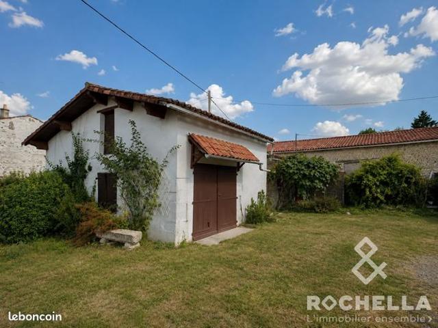 Maison vente à Le Vert, Deux-Sèvres