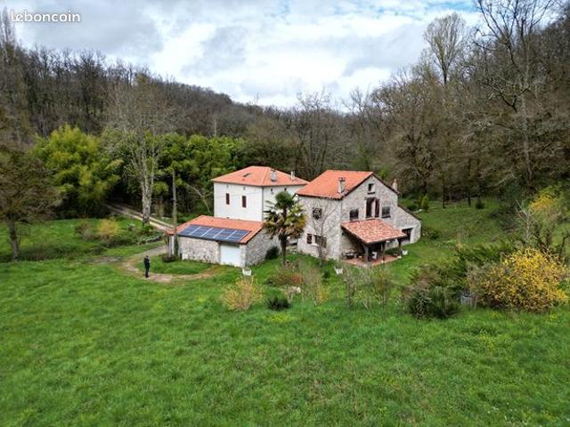 Maison vente à Sauvagnas