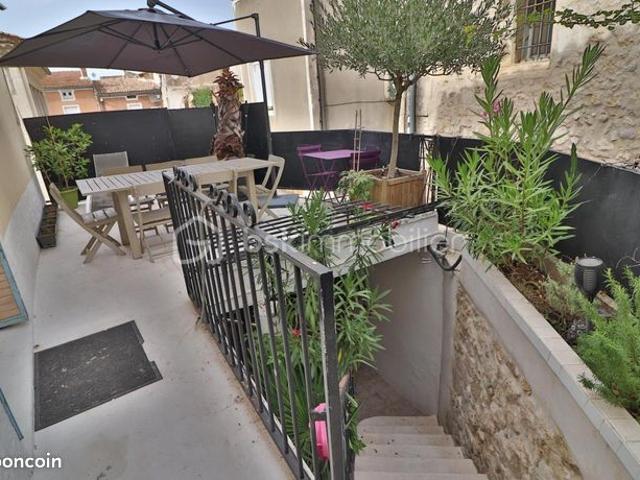 Maison vente à Nîmes, Montfrin
