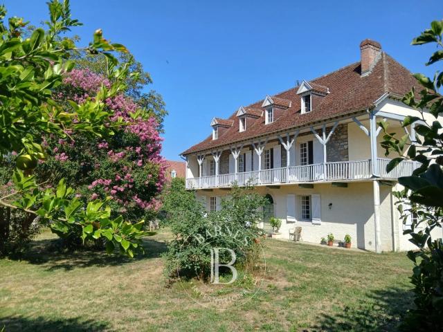 Maison vente à Oloron-Sainte-Marie, Sauveterre-de-béarn