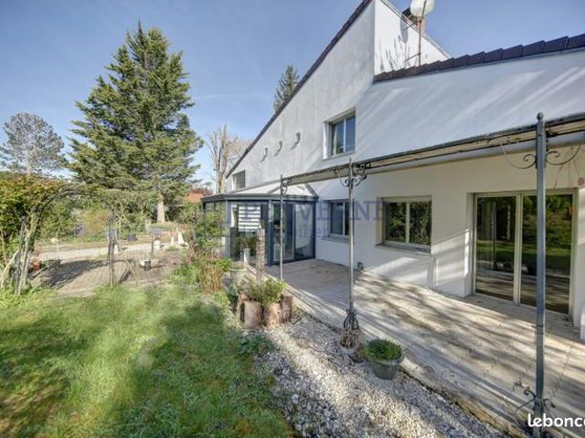 Maison vente à Saint-Germain-en-Laye, Chavenay