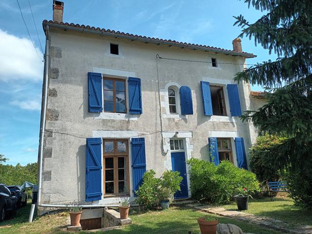 Maison vente à Montmorillon, Voulême