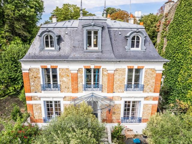 Maison vente à Nanterre, Saint-cloud