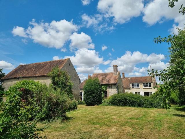 Maison vente à Fontainebleau, Egreville