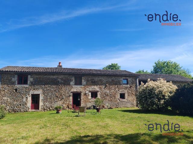 Maison vente à Ceaux-en-Couhé, Valence-en-Poitou