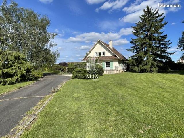 Maison vente à Fontainebleau, Egreville