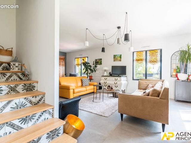 Maison vente à Saint-Germain-en-Laye, Le Mesnil-le-roi