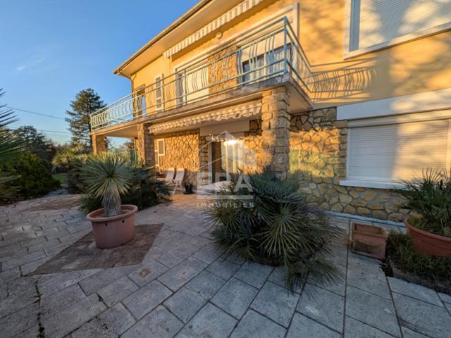 Maison vente à Montpon-Ménestérol, Dordogne