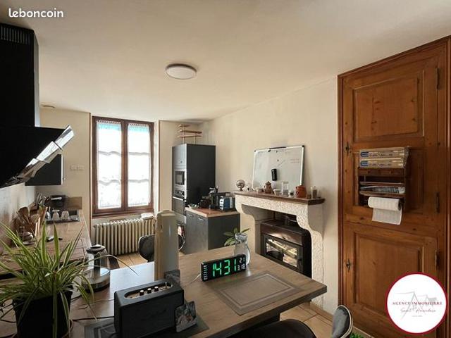 Maison vente à Saint-Amand-Montrond, Vallenay