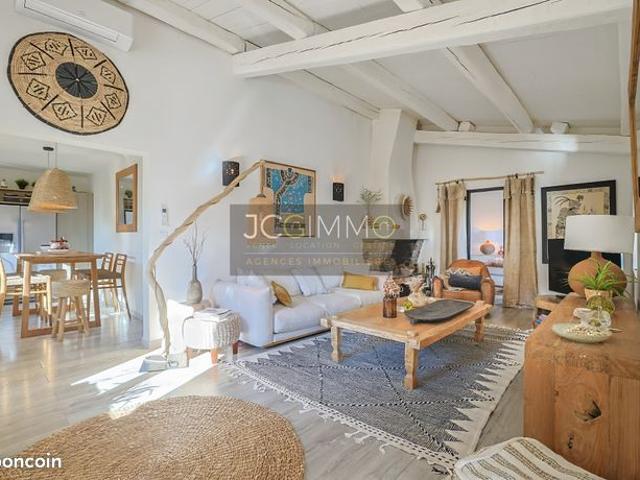 Maison vente à Arrondissement de Toulon, Carqueiranne