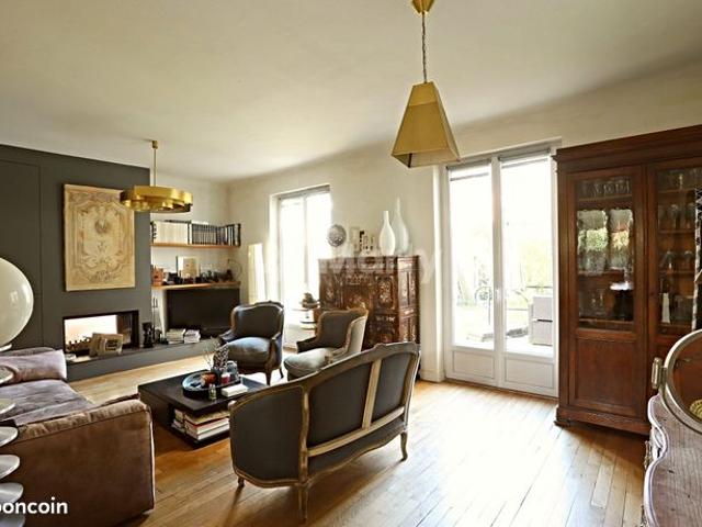 Maison vente à Courbevoie, Hauts-de-Seine