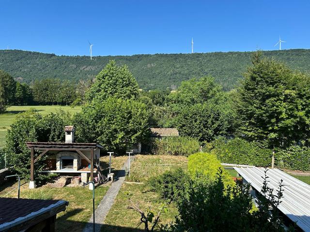 Maison vente à Nantua, Vieu-d'izenave