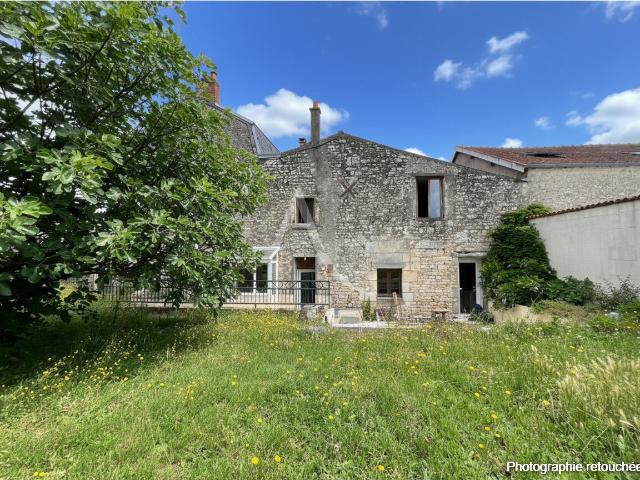 Maison vente à Fontenay-le-Comte, Fontenay-le-comte
