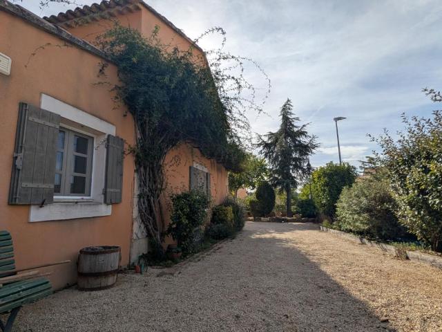 Maison vente à La Tuilière, Saint-Saturnin-lès-Apt