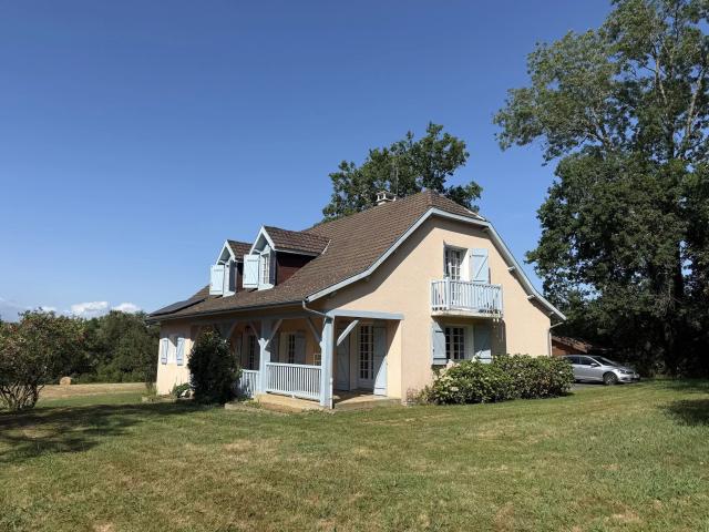 Maison vente à Oloron-Sainte-Marie, Salies-de-béarn