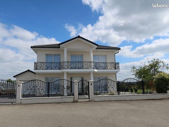 Maison vente à Besançon, Bourgogne-Franche-Comté