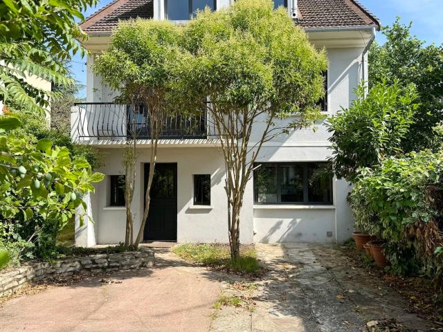 Maison vente à Nanterre, Rueil-malmaison
