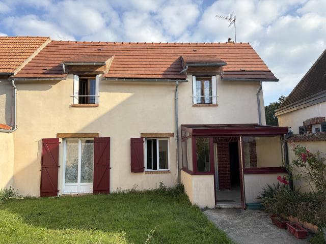 Maison vente à Chartres, Nogent-le-phaye