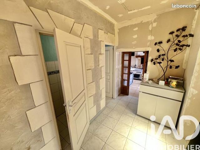 Maison vente à Montmorillon, Joussé