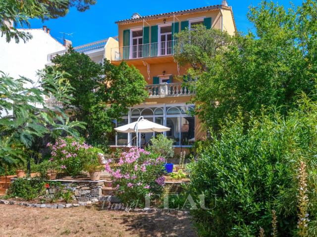 Maison vente à Arrondissement de Toulon, Toulon