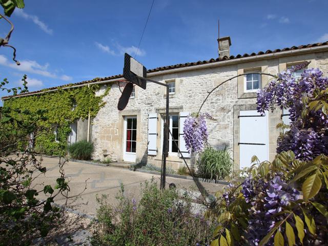Maison vente à Parthenay, Coulonges-sur-l'autize
