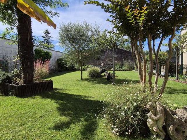 Maison vente à Nérac, Mézin