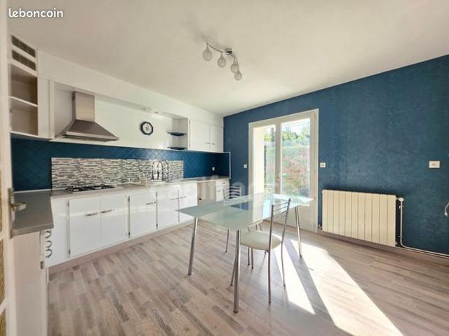 Maison vente à Libourne, Villegouge