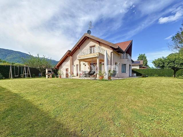 Maison vente à Gex, Auvergne-Rhône-Alpes